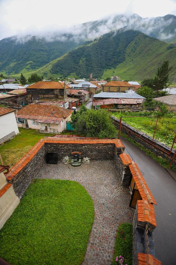 Sno Inn Kazbegi Luaran gambar